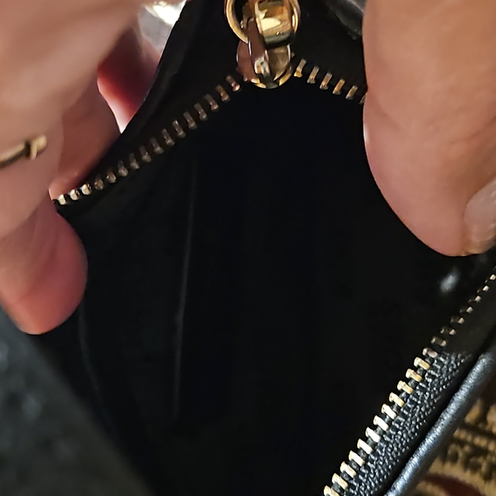 💥💥💥Michael Kors 💥💥💥 - Picture 4 of 7